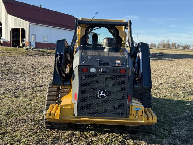 Image of John Deere 331G equipment image 4