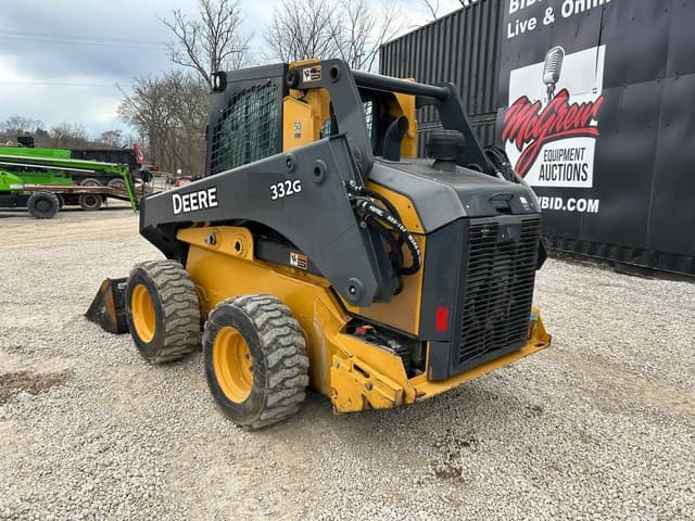 Image of John Deere 332G equipment image 1