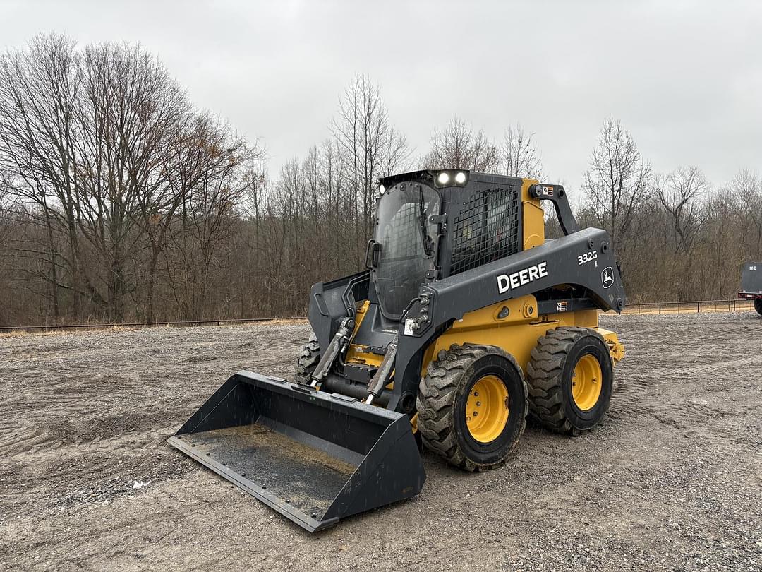 Image of John Deere 332G Primary image