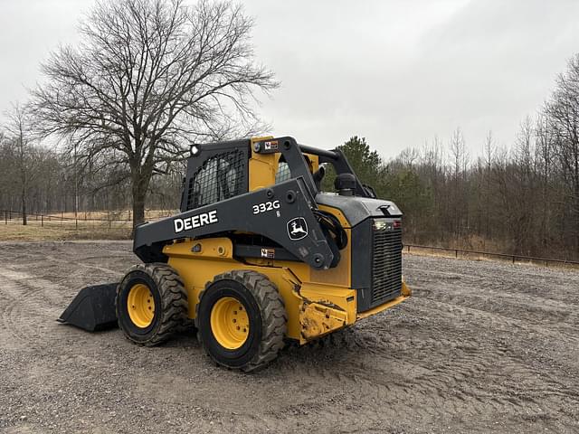 Image of John Deere 332G equipment image 3