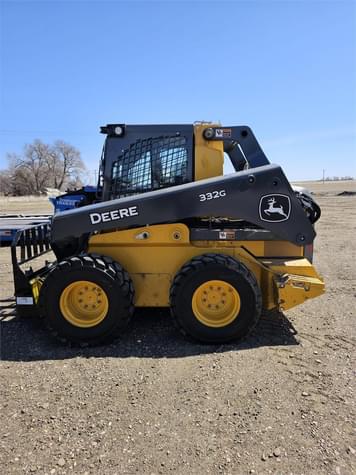 Main image John Deere 332G