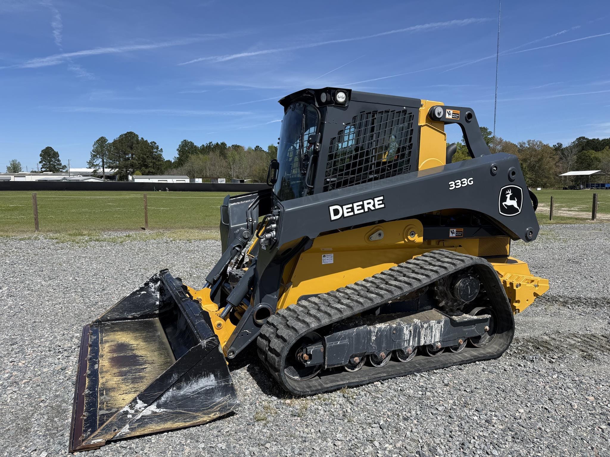 2020 John Deere 333G Equipment Image0