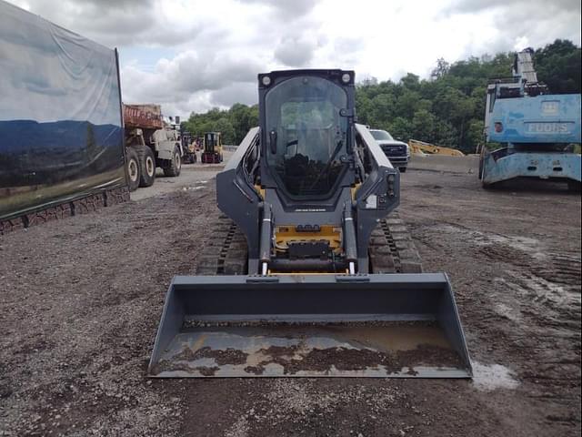 Image of John Deere 333G equipment image 1