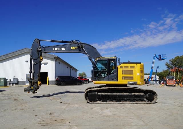 Image of John Deere 345G LC equipment image 1