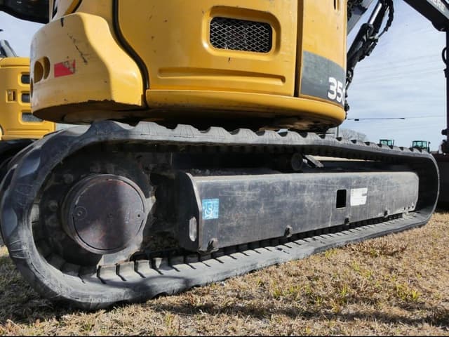 Image of John Deere 35G equipment image 4