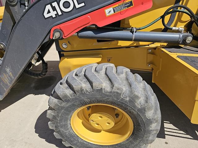 Image of John Deere 410L equipment image 4