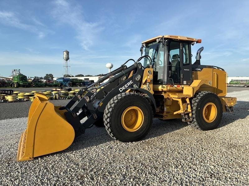 2020 John Deere 624L Equipment Image0