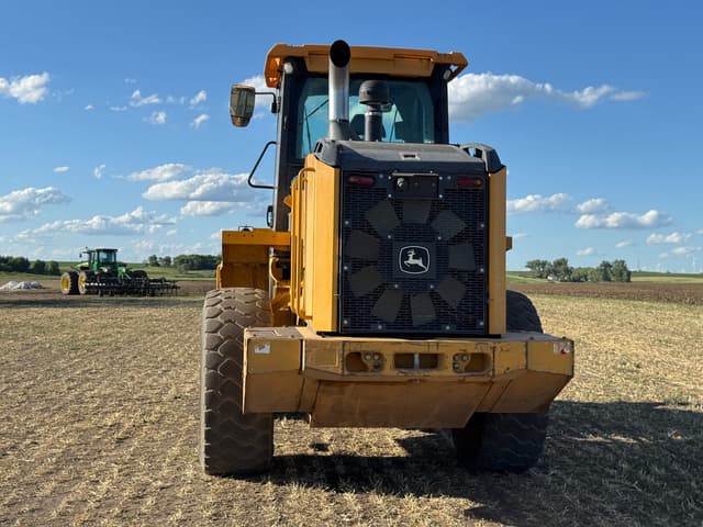 Image of John Deere 624L equipment image 3