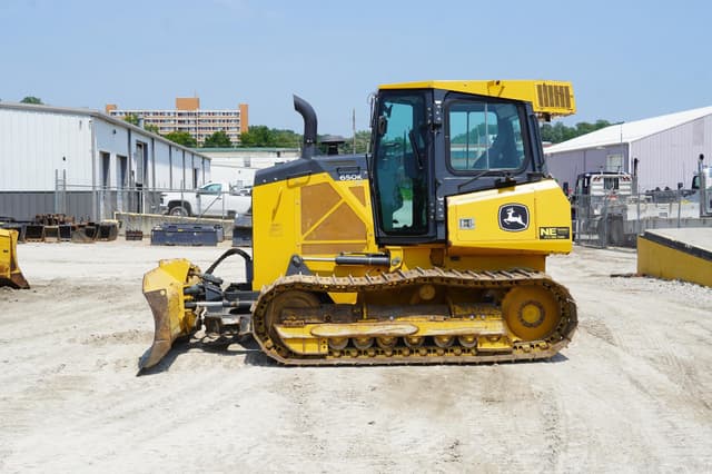 Image of John Deere 650K LGP equipment image 2