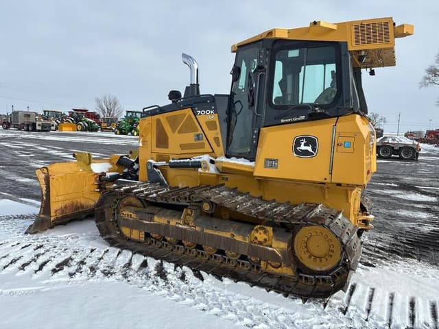 Image of John Deere 700K LGP equipment image 2