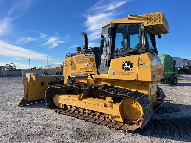 Image of John Deere 700K LGP equipment image 2