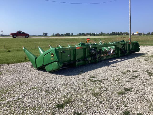 Image of John Deere 712FC equipment image 4