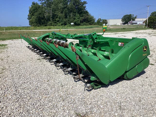 Image of John Deere 712FC equipment image 3