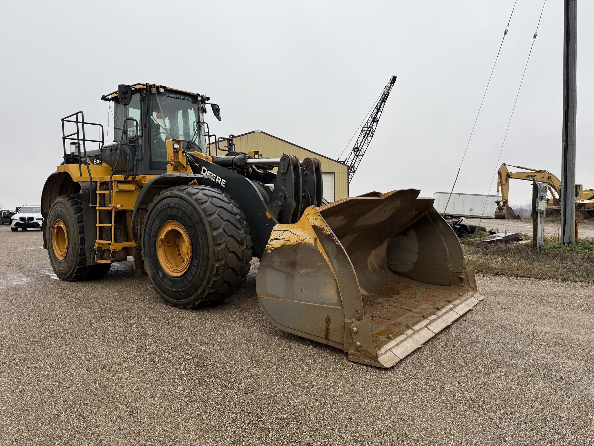 2020 John Deere 844L Equipment Image0