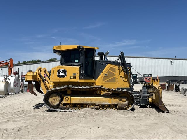 Image of John Deere 850L LGP equipment image 4
