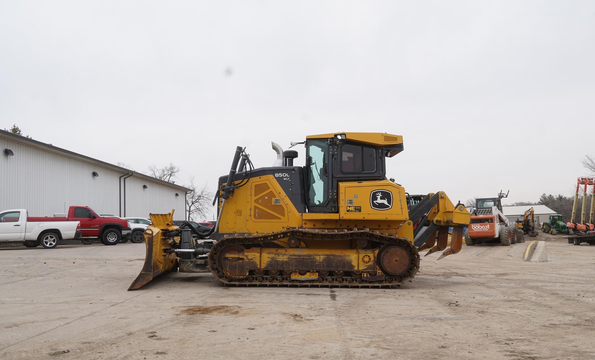 2020 John Deere 850L WLT Equipment Image0