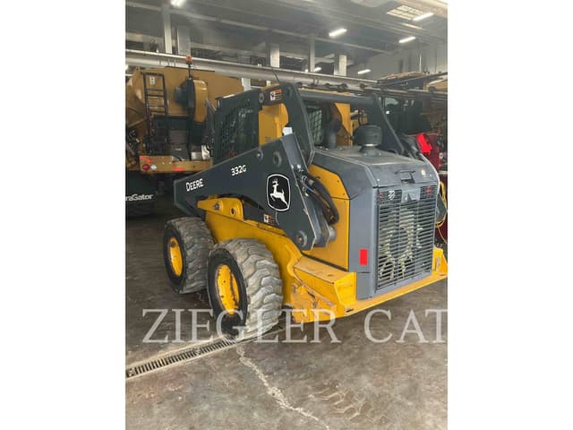 Image of John Deere 332G equipment image 3