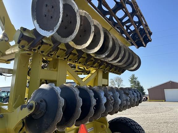 Image of Degelman Pro-Till 30 equipment image 4