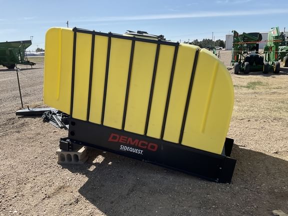 2020 Demco Side Quest Equipment Image0