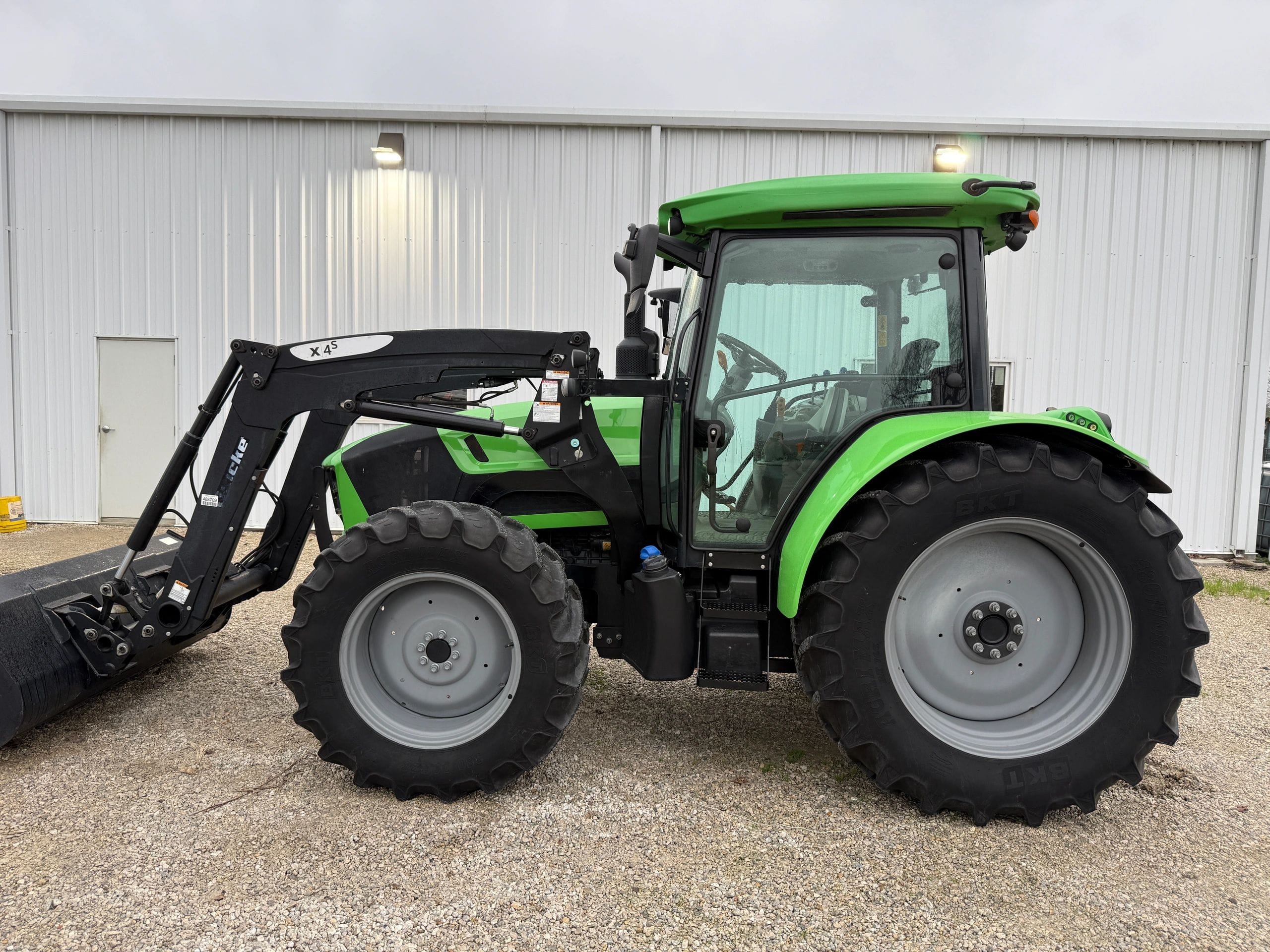 2020 Deutz-Fahr 5120G Equipment Image0