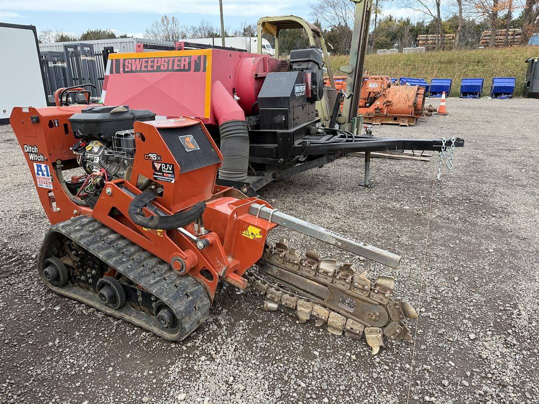 Image of Ditch Witch C16X Primary Image