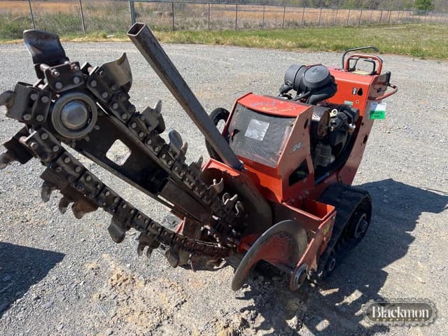 Image of Ditch Witch C24X equipment image 1