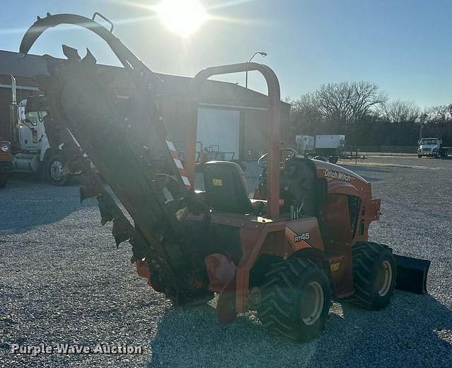 Image of Ditch Witch RT45 equipment image 4