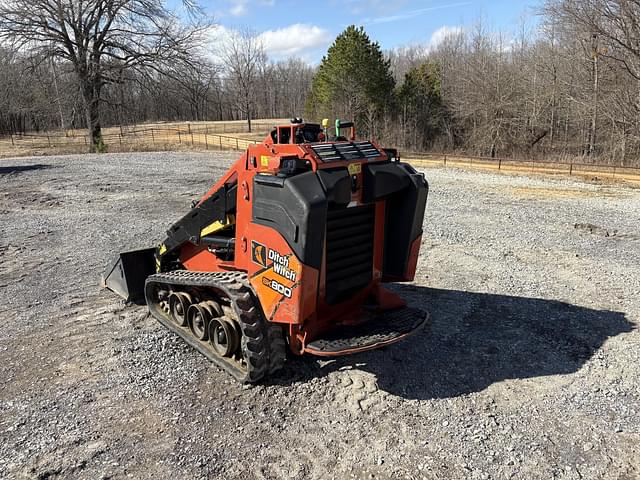 Image of Ditch Witch SK800 equipment image 3