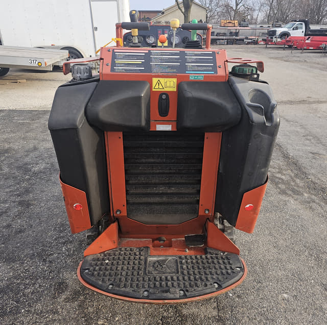 Image of Ditch Witch SK800 equipment image 2
