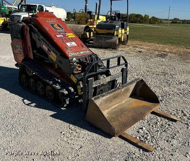 Image of Ditch Witch SK800 equipment image 2