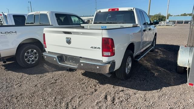 Image of Dodge Ram 1500 equipment image 2
