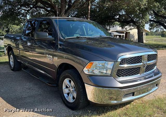 Image of Dodge Ram 1500 equipment image 2