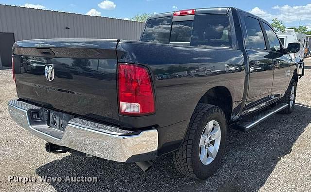 Image of Dodge Ram 1500 equipment image 4
