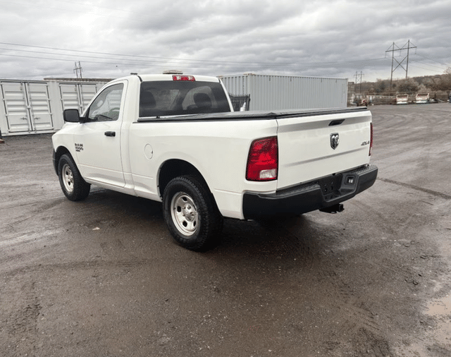 Image of Dodge Ram 1500 equipment image 2