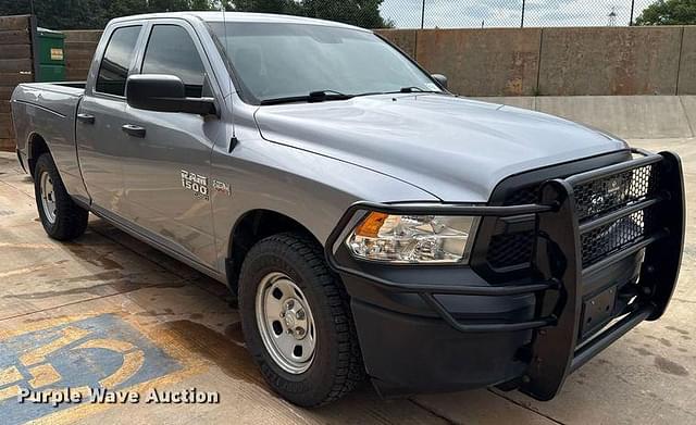 Image of Dodge Ram 1500 equipment image 2