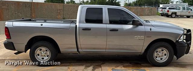 Image of Dodge Ram 1500 equipment image 3