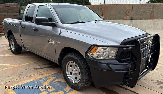 Image of Dodge Ram 1500 equipment image 2