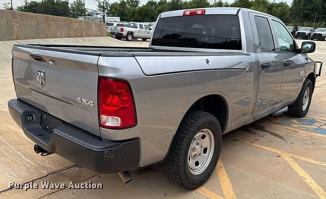 Image of Dodge Ram 1500 equipment image 4