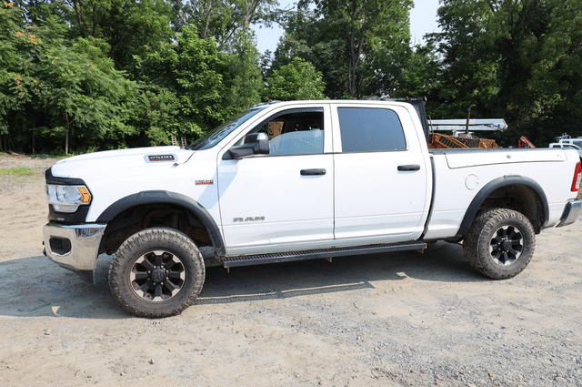 Image of Dodge Ram 2500 equipment image 1