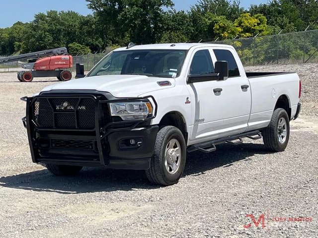 Image of Dodge Ram 2500 equipment image 4