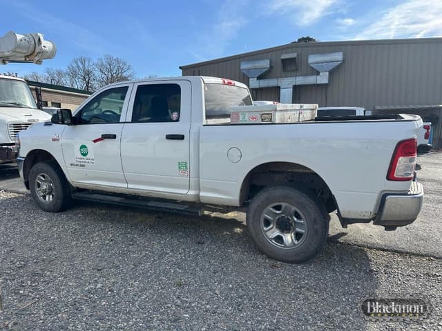 Image of Dodge Ram 2500 equipment image 1