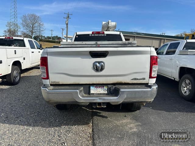 Image of Dodge Ram 2500 equipment image 3