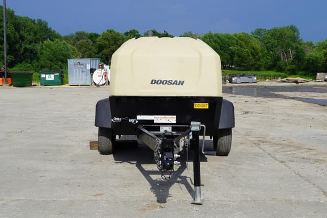 Image of Doosan C185 equipment image 2