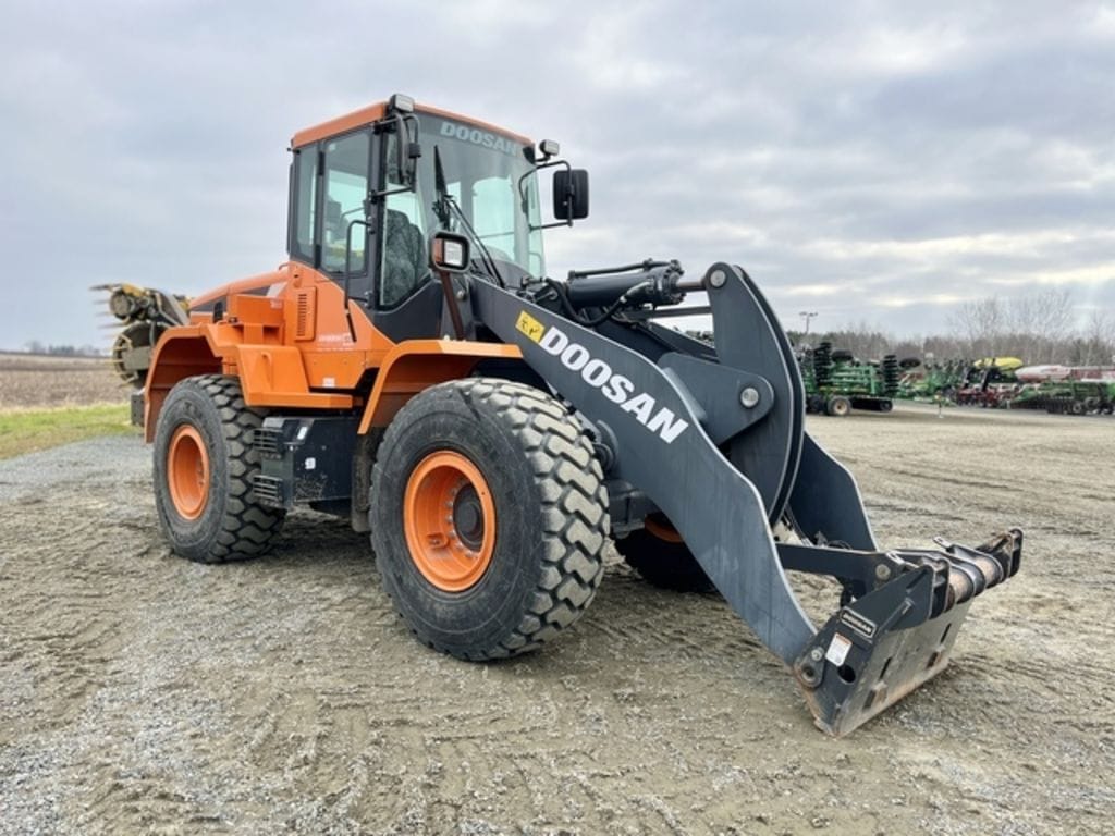 2020  Doosan DL280-5 Equipment Image0