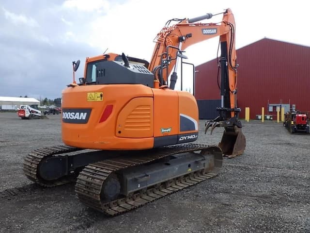 Image of  Doosan DX140LCR-5 equipment image 3