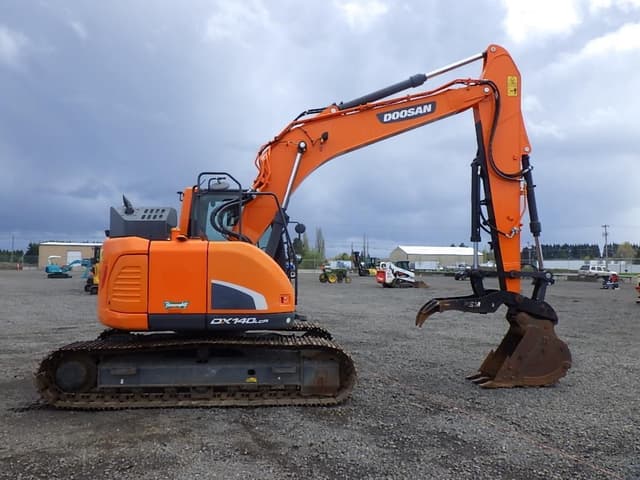 Image of  Doosan DX140LCR-5 equipment image 2