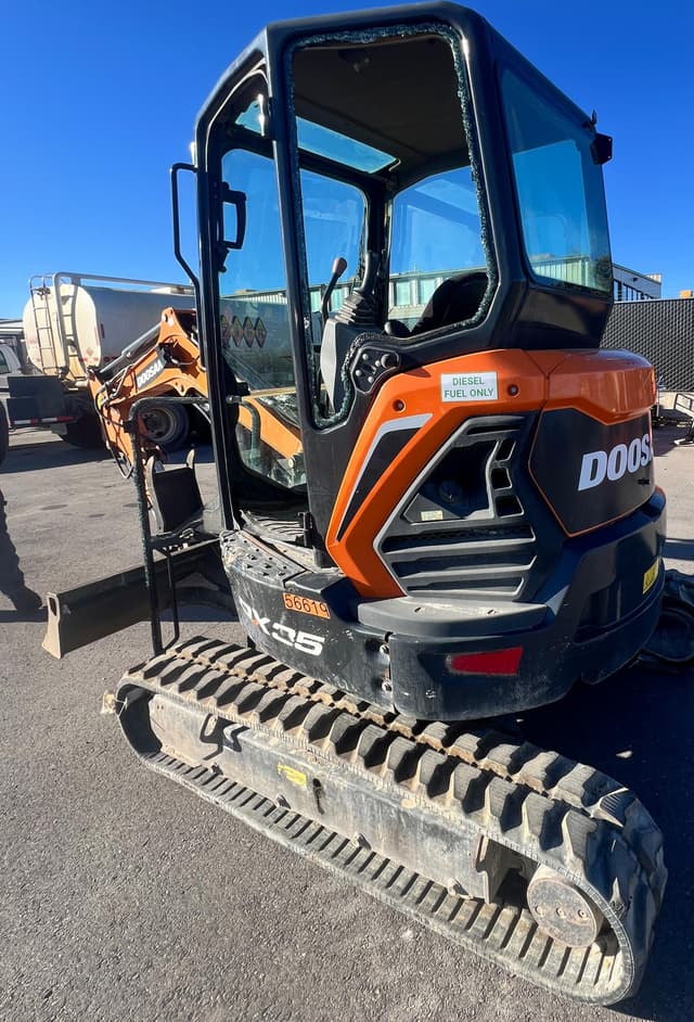 Image of  Doosan DX35 equipment image 3