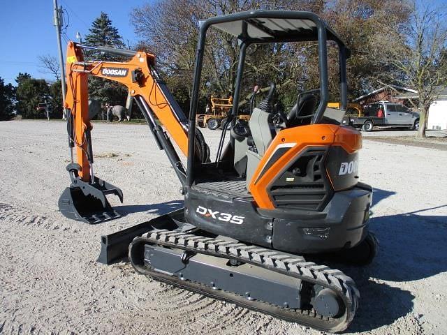 Image of  Doosan DX35 equipment image 4