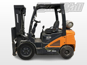 2020 Doosan G25N-7 Image