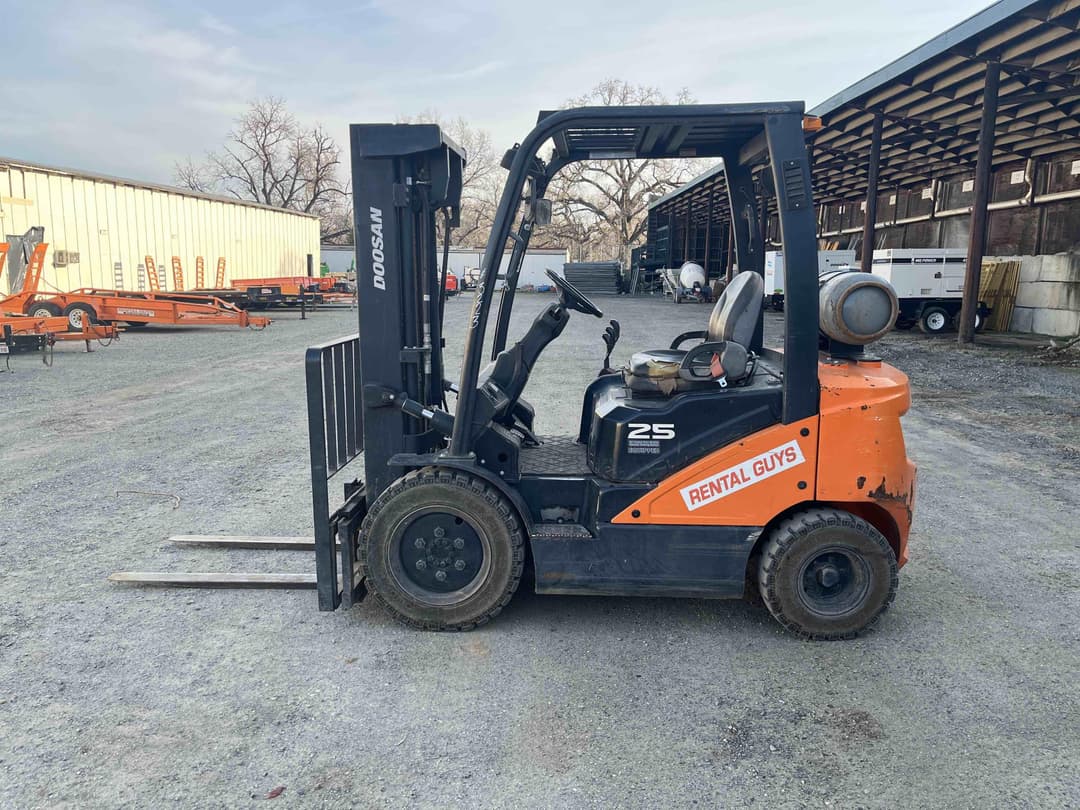 Image of  Doosan G25N-7DF Primary image